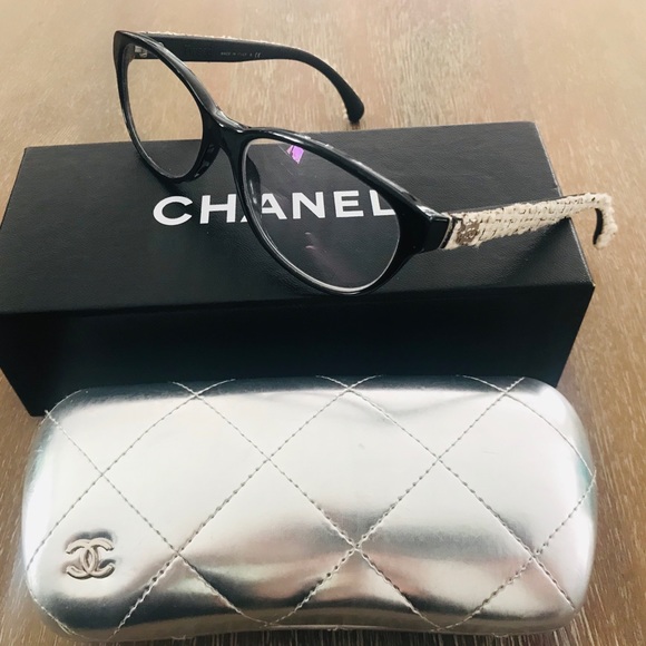 CHANEL Accessories - Auth. CHANEL Black Eyeglasses Frames White Tweed